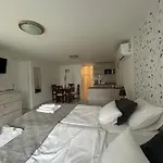 Fonix Apartmanhaz * Vonyarcvashegy