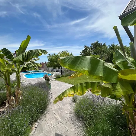 Fonix Apartmanhaz Vonyarcvashegy